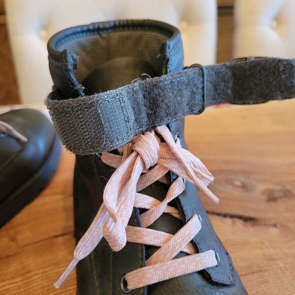 Carter's Youth Size 3 Girls Brown Lace up Combat Boots - Picture 7 of 8